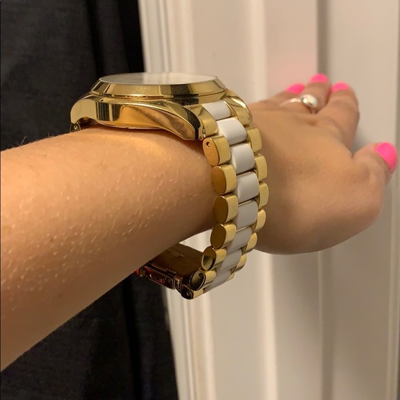 Michael Kors watch - Picture 4 of 5